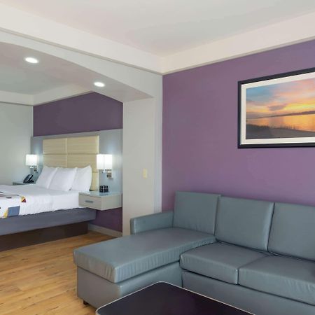 La Quinta By Wyndham Mobile - Daphne Hotel Kültér fotó