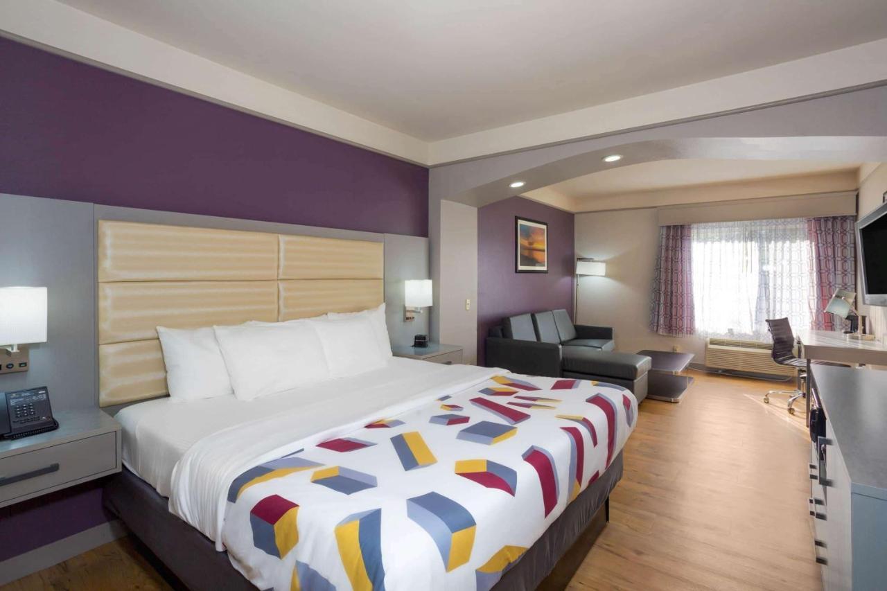 La Quinta By Wyndham Mobile - Daphne Hotel Kültér fotó